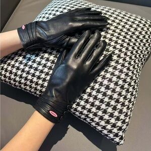 Miu Miu Black Leather Gloves with Pink Detail
